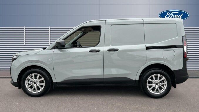 Ford Transit Courier Diesel 1.5 EcoBlue Trend Van - Image 4